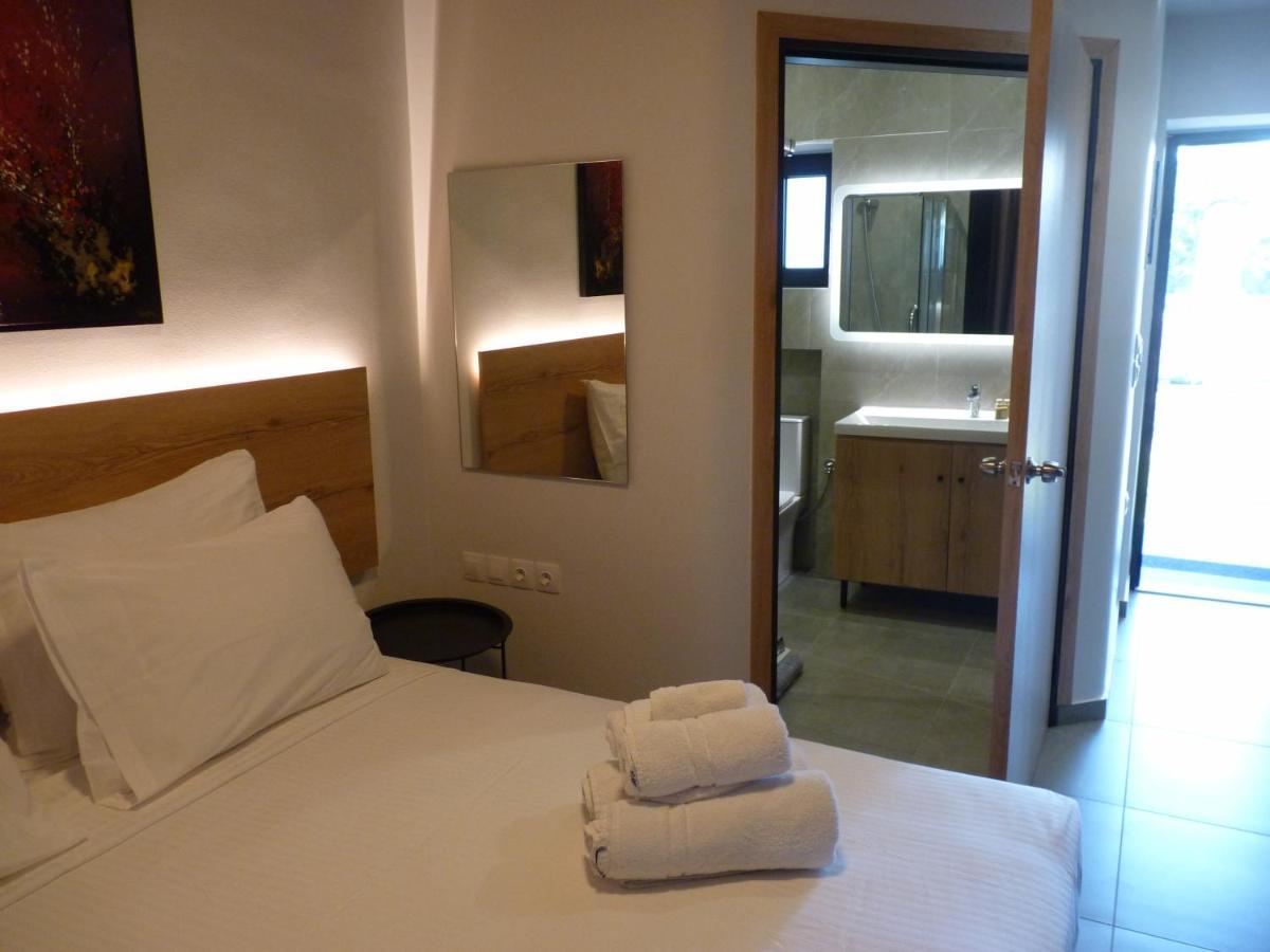 לריסה Comfort Suites & Rooms מראה חיצוני תמונה